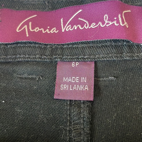 Gloria Vanderbilt straight jeans - Picture 6 of 6